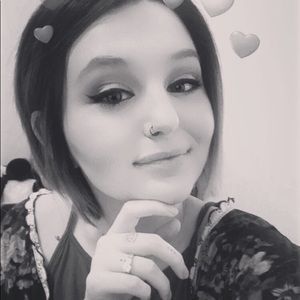 Meet your Posher, Cara